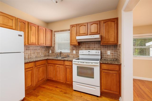 1044 46TH AVENUE N, St Petersburg, FL 33703