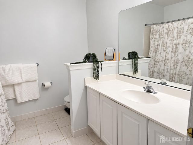 2606 cypress Lane, East Brunswick, NJ 08816