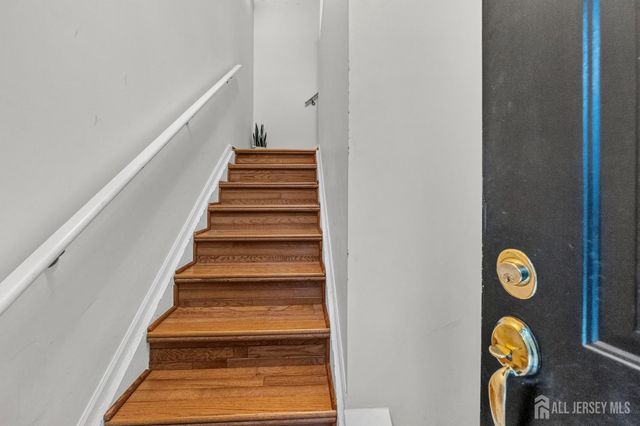 2606 cypress Lane, East Brunswick, NJ 08816