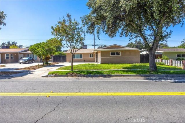 634 E Pioneer, Redlands, CA 92374