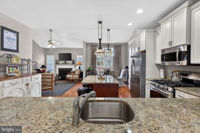 203 W KENNEDY RD, North Wales, PA 19454