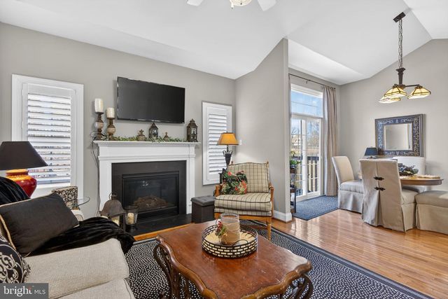 203 W KENNEDY RD, North Wales, PA 19454