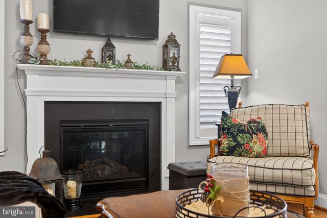 203 W KENNEDY RD, North Wales, PA 19454