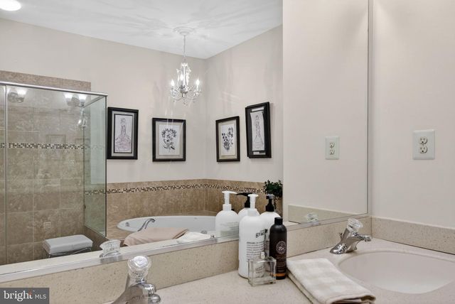 203 W KENNEDY RD, North Wales, PA 19454