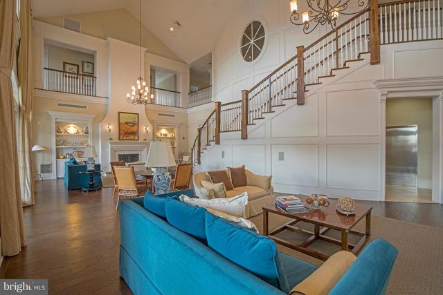 203 W KENNEDY RD, North Wales, PA 19454