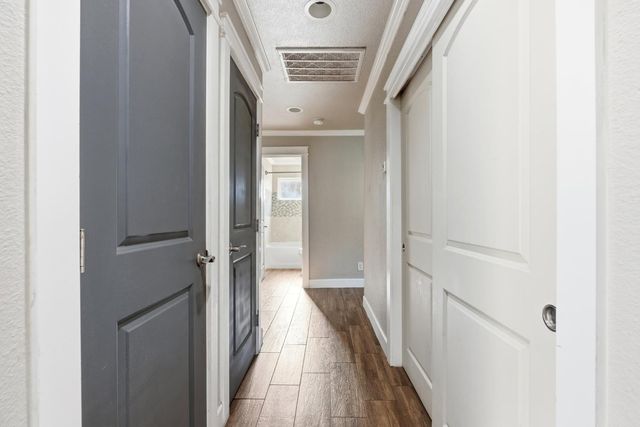 2805 Keller St, Modesto, CA 95355