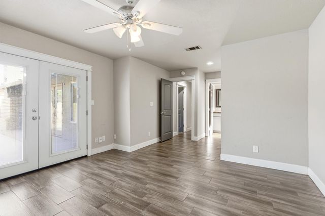 2805 Keller St, Modesto, CA 95355