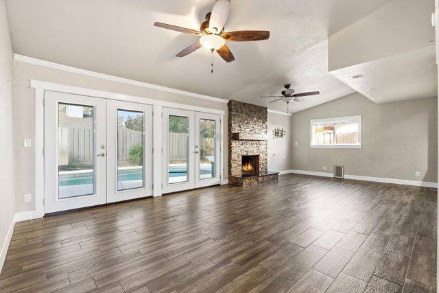 2805 Keller St, Modesto, CA 95355