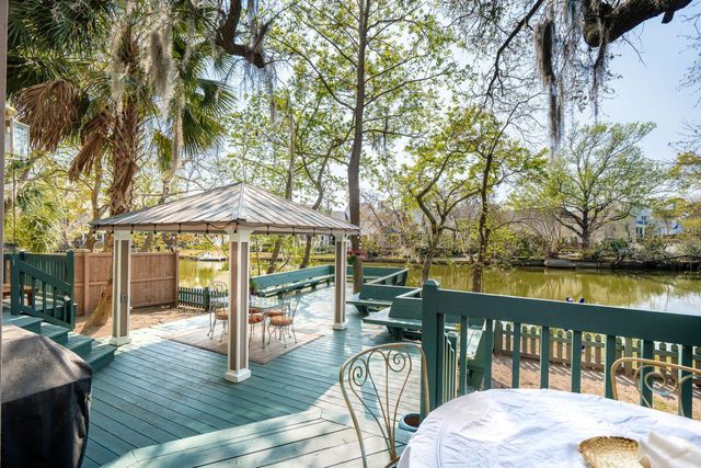 759 Lake Frances Drive, Charleston, SC 29412
