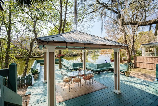 759 Lake Frances Drive, Charleston, SC 29412