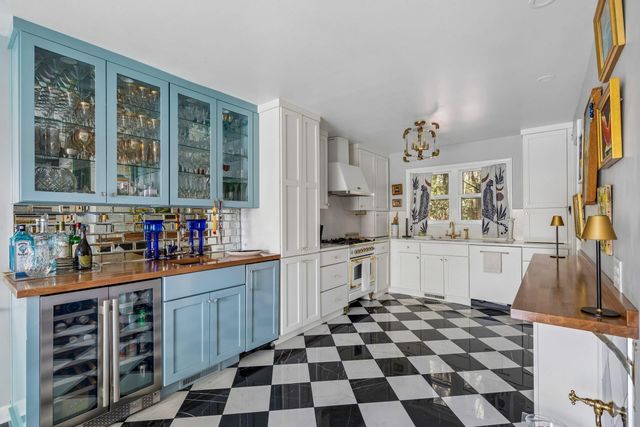 759 Lake Frances Drive, Charleston, SC 29412