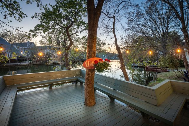 759 Lake Frances Drive, Charleston, SC 29412