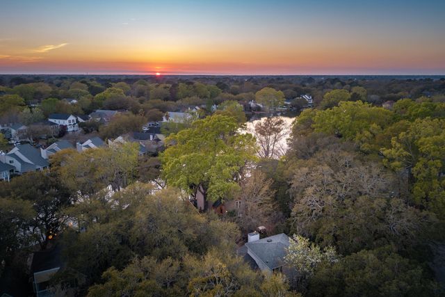 759 Lake Frances Drive, Charleston, SC 29412