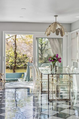 759 Lake Frances Drive, Charleston, SC 29412