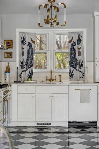 759 Lake Frances Drive, Charleston, SC 29412