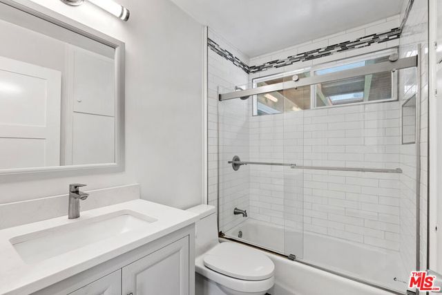 7746 Boeing Avenue, Los Angeles, CA 90045