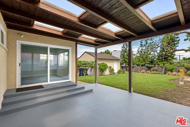7746 Boeing Avenue, Los Angeles, CA 90045