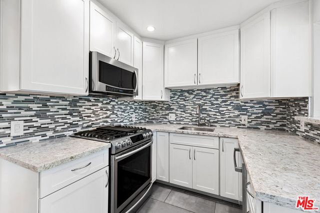 7746 Boeing Avenue, Los Angeles, CA 90045