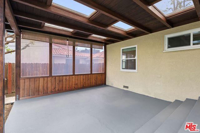 7746 Boeing Avenue, Los Angeles, CA 90045