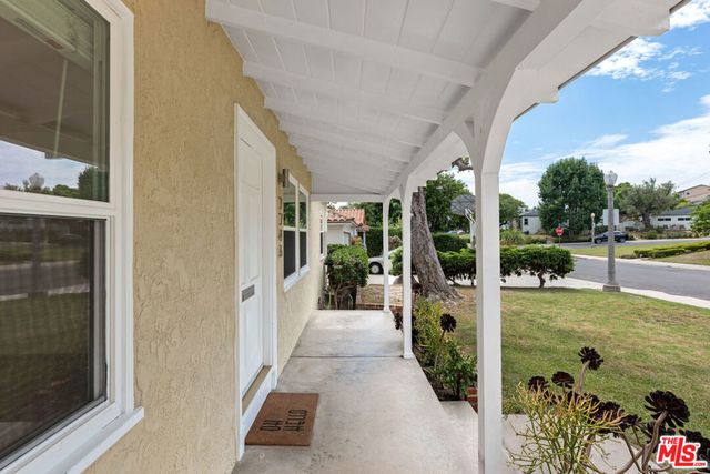 7746 Boeing Avenue, Los Angeles, CA 90045