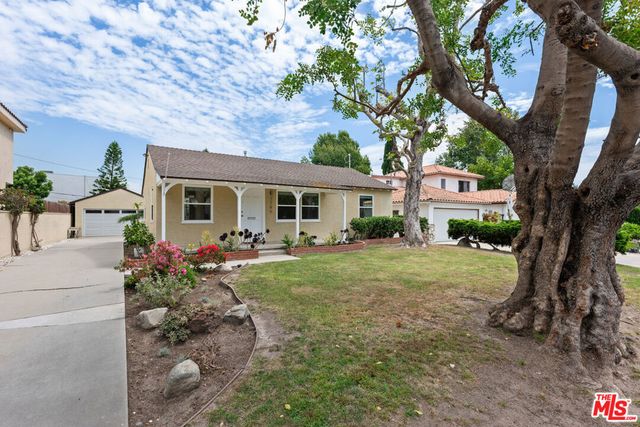 7746 Boeing Avenue, Los Angeles, CA 90045