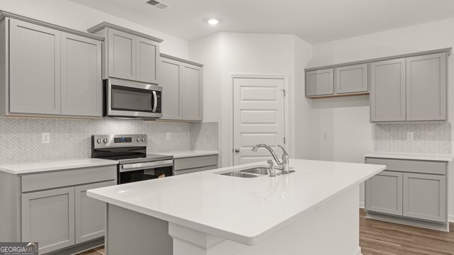 648 Whitman Lane, Stockbridge, GA 30281