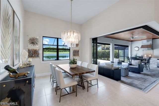 9577 Everglades DR, Naples, FL 34120