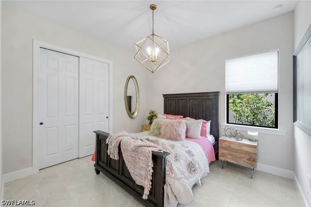 9577 Everglades DR, Naples, FL 34120