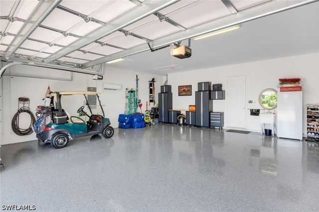 9577 Everglades DR, Naples, FL 34120