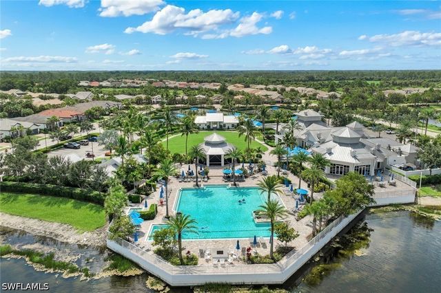 9577 Everglades DR, Naples, FL 34120