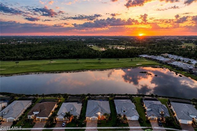 9577 Everglades DR, Naples, FL 34120