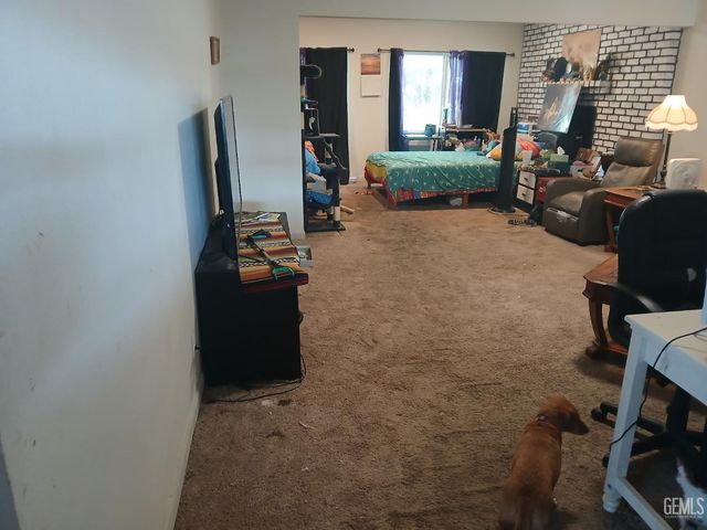 401 Van Buren Street, Taft, CA 93268