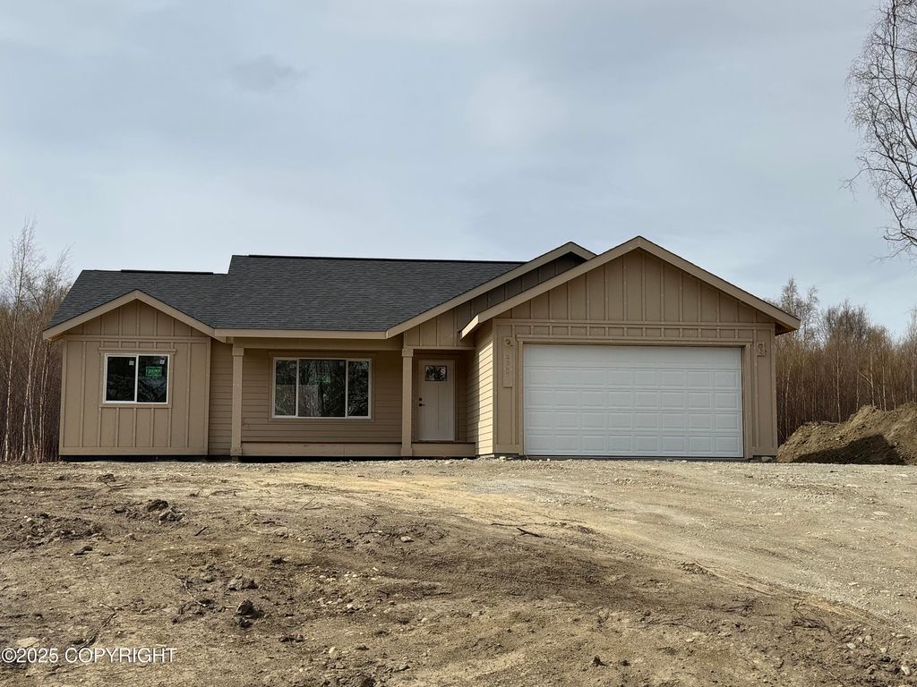 L3 B3 South Village, Palmer, AK 99645