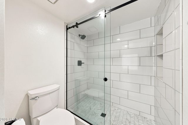 5519 E GRANDVIEW Road, Scottsdale, AZ 85254
