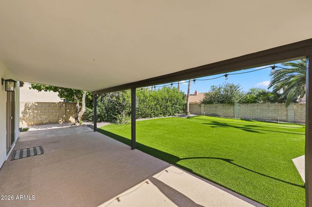 5519 E GRANDVIEW Road, Scottsdale, AZ 85254