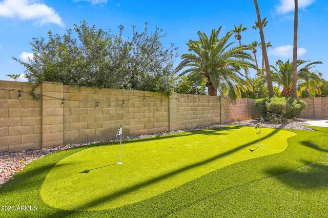 5519 E GRANDVIEW Road, Scottsdale, AZ 85254