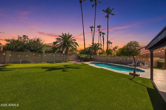 5519 E GRANDVIEW Road, Scottsdale, AZ 85254