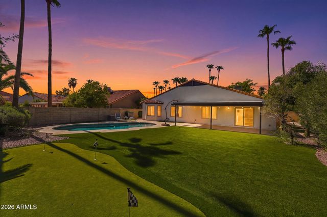 5519 E GRANDVIEW Road, Scottsdale, AZ 85254