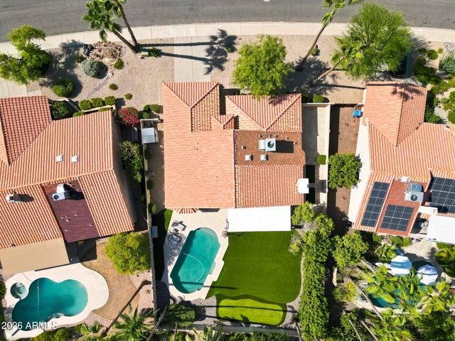 5519 E GRANDVIEW Road, Scottsdale, AZ 85254