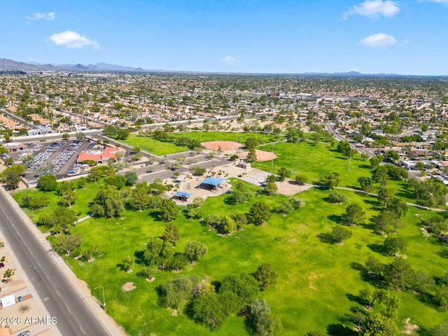 5519 E GRANDVIEW Road, Scottsdale, AZ 85254