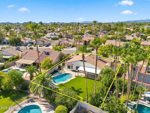 5519 E GRANDVIEW Road, Scottsdale, AZ 85254