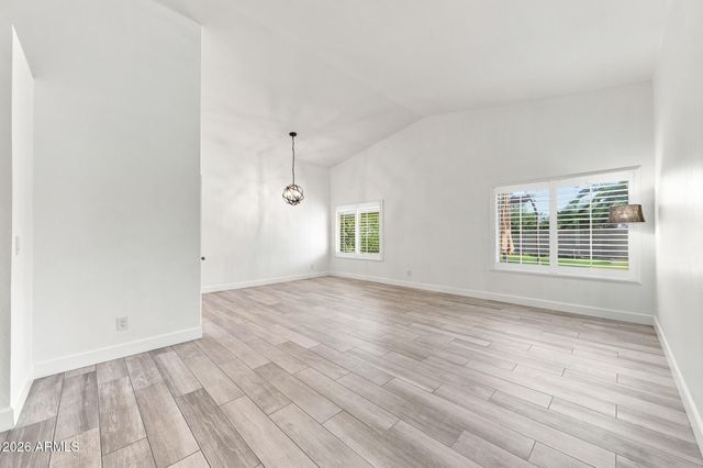 5519 E GRANDVIEW Road, Scottsdale, AZ 85254