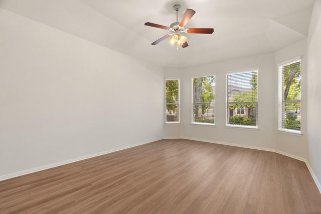 640 Wiltshire DR, Hutto, TX 78634