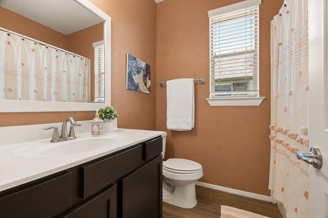 640 Wiltshire DR, Hutto, TX 78634