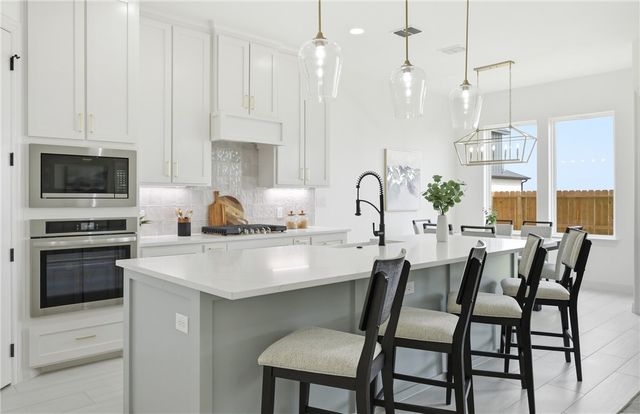 1804 White Ibis Dr, Portland, TX 78374