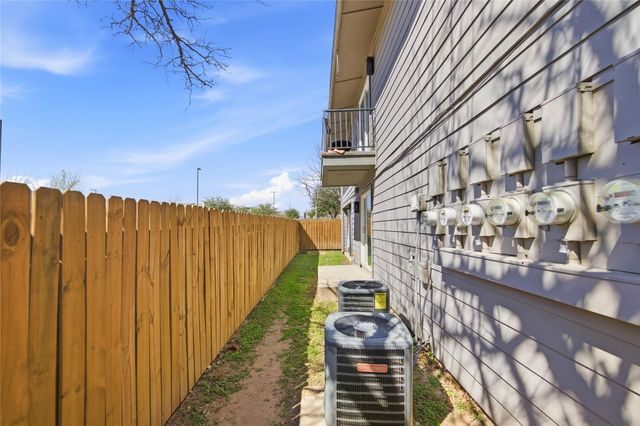 2705 Windswept CV 102, Austin, TX 78745