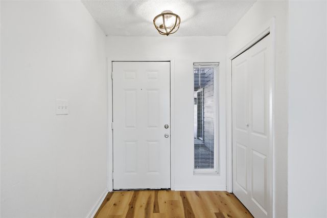 2705 Windswept CV 102, Austin, TX 78745