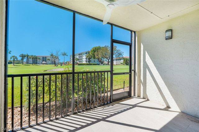 9 High Point CIR N 108, Naples, FL 34103