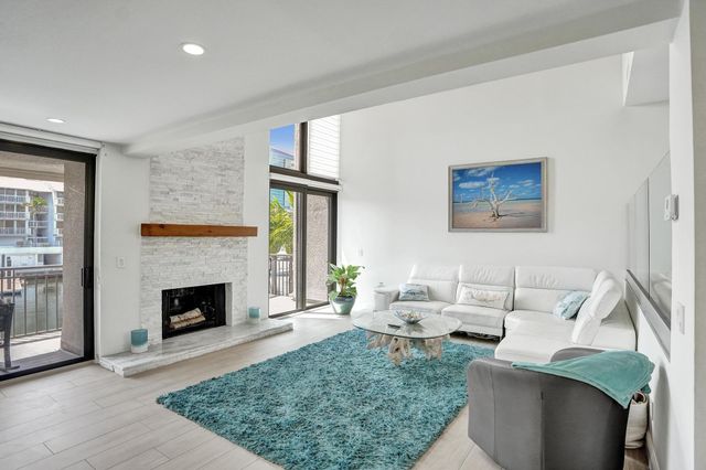 15 Port Side Drive 15, Fort Lauderdale, FL 33316