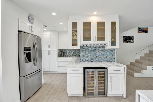 15 Port Side Drive 15, Fort Lauderdale, FL 33316